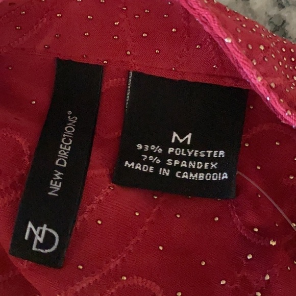 NWT New Directions knit Roll tab Sleeve Top Size Medium - Picture 10 of 10